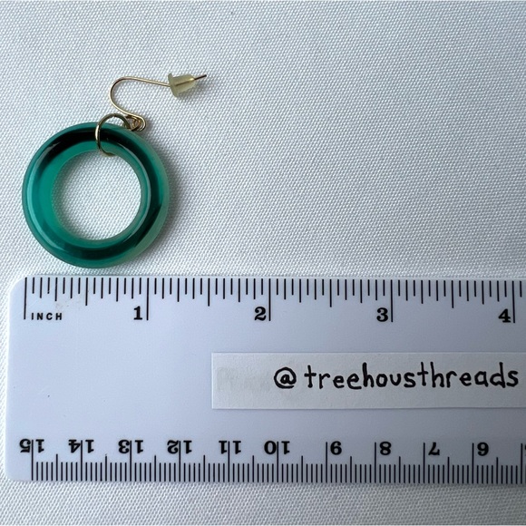Lucite Circle Hoop Earrings - Picture 3 of 4